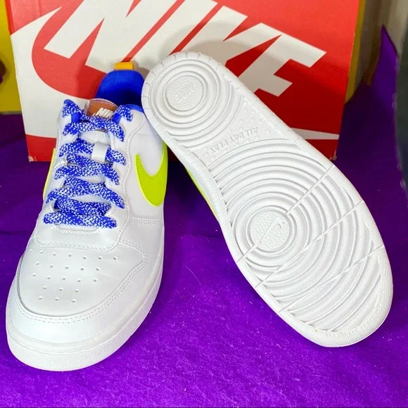 Nike Court Borough Low 2 SE Basketball Shoes Men’s/Boy’s Sz 6.5 Wmns 8